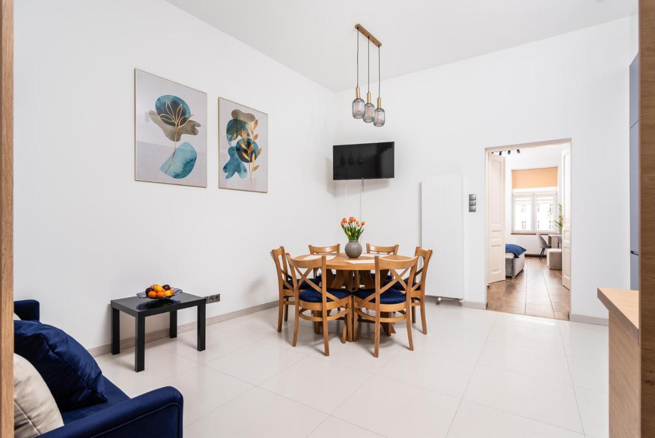 Premium Splendid Old Town Suites - By Upstairs Краків Екстер'єр фото